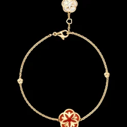 Bracciale, oro giallo 18k, corniola, madreperla