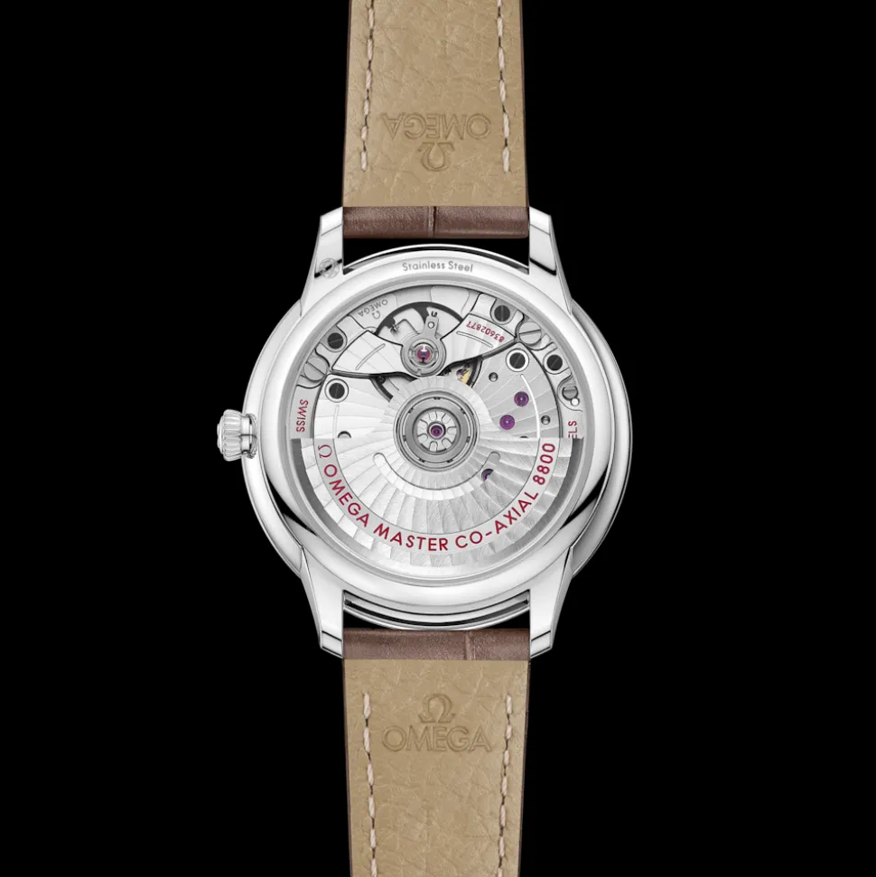 34 mm, acciaio su cinturino di pelle