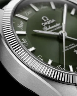 41 mm, acciaio su cinturino di pelle