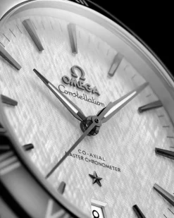 41 mm, acciaio su cinturino di pelle