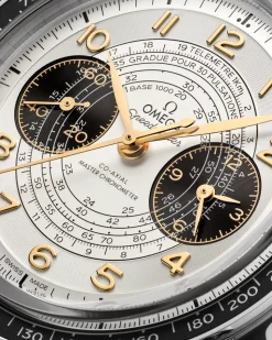 43 mm, acciaio su cinturino di pelle