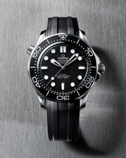 42 mm, acciaio su cinturino in caucciù