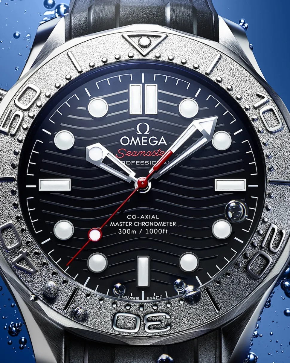 42 mm, acciaio su cinturino in caucciù