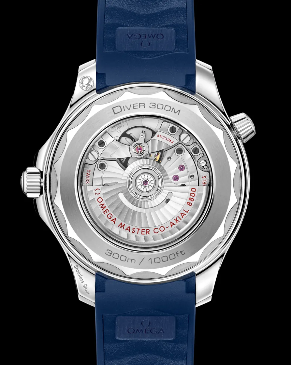 42 mm, acciaio su cinturino in caucciù