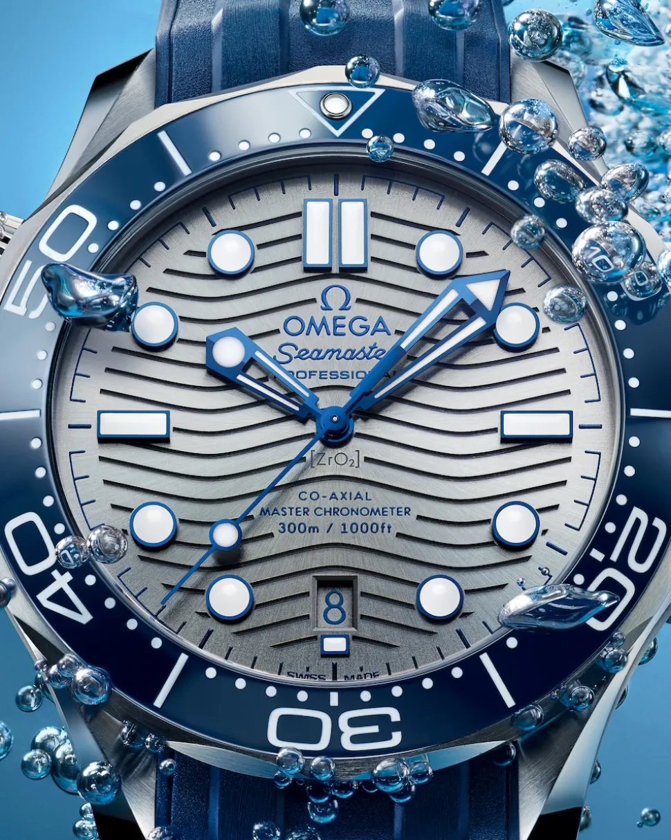 42 mm, acciaio su cinturino in caucciù