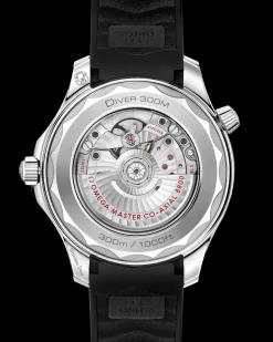 42 mm, acciaio su cinturino in caucciù