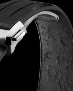 42 mm, acciaio su cinturino in caucciù