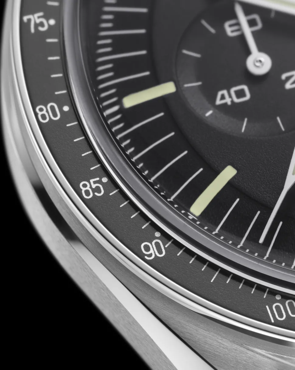 42 mm, acciaio su cinturino in tessuto rivestito in nylon