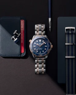 42 mm, acciaio‑oro Sedna™ su acciaio‑oro Sedna™