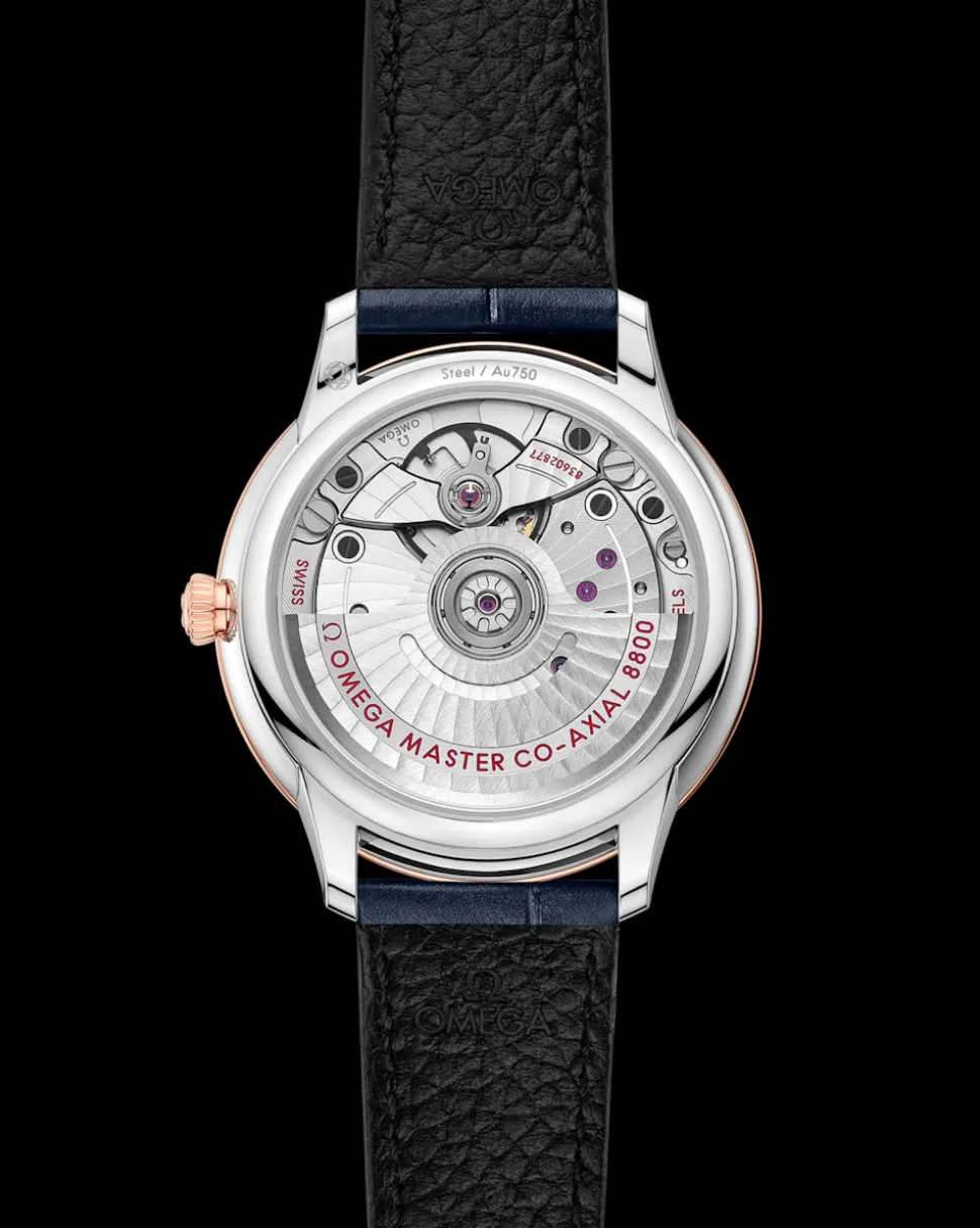 34 mm, acciaio‑oro Sedna™ su cinturino di pelle