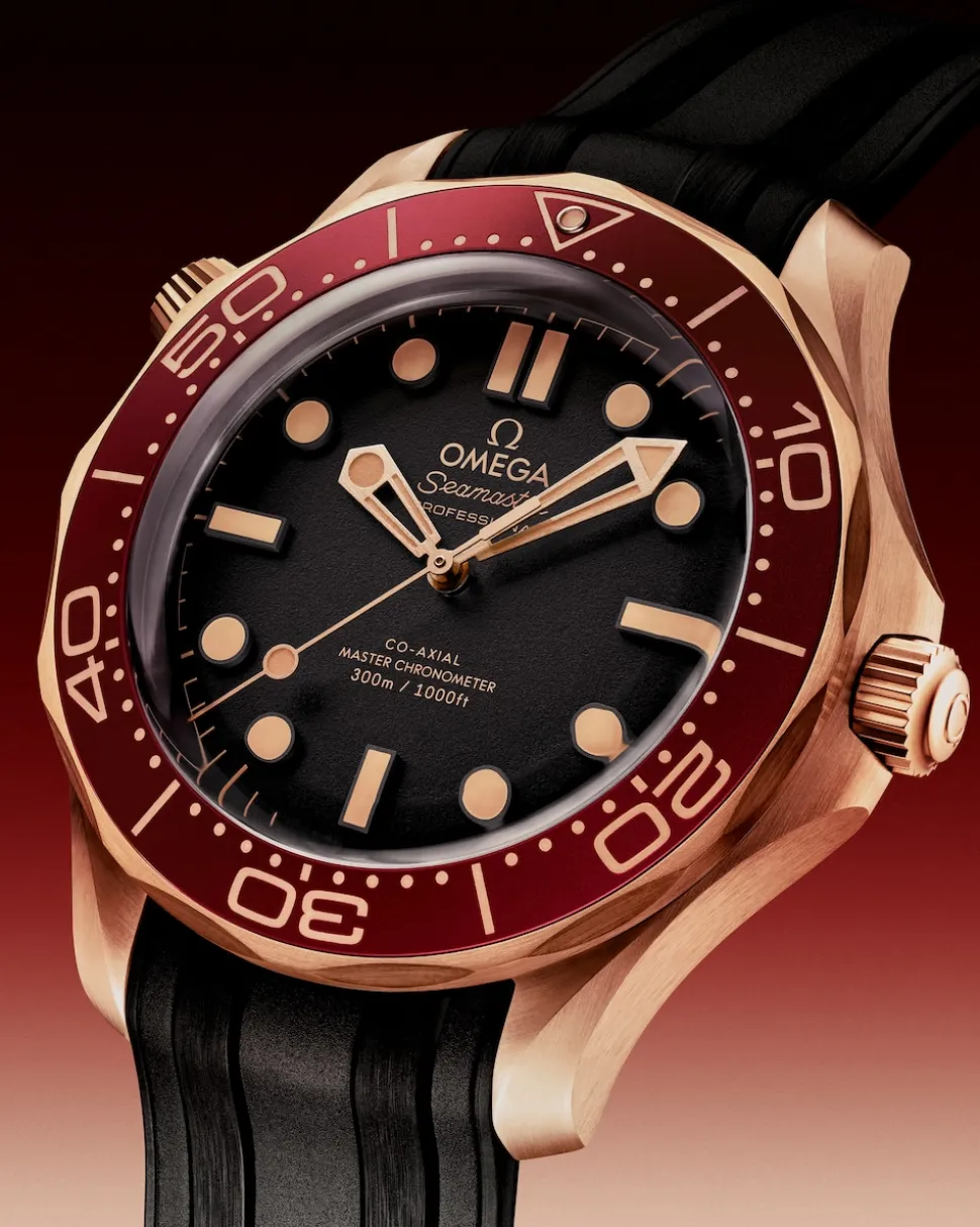 42 mm, Bronze gold su cinturino in caucciù
