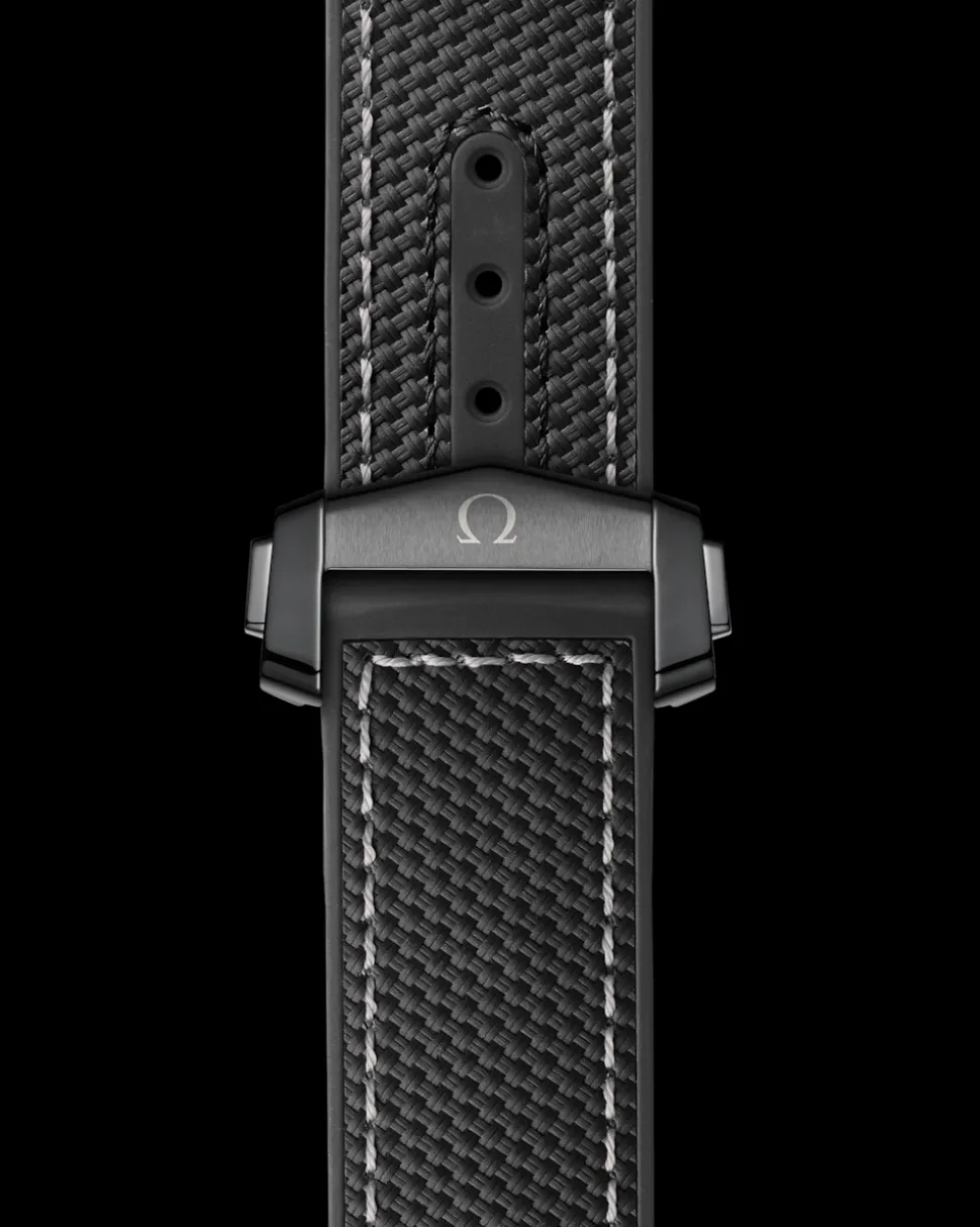 45,5 mm, ceramica nera su cinturino in caucciù