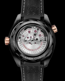 45,5 mm, ceramica nera su cinturino in pelle con rivestimento interno in caucciù