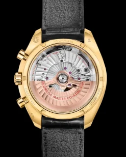 44,25 mm, oro giallo su cinturino di pelle