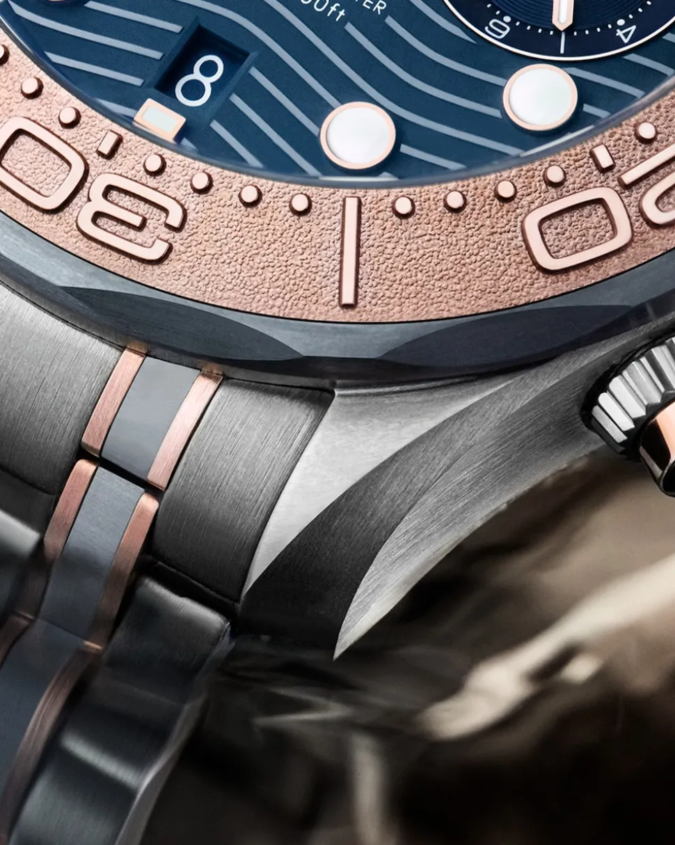 44 mm, titanio ‑ tantalio ‑ oro Sedna™ su titanio ‑ tantalio ‑ oro Sedna™