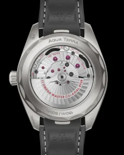 43 mm, titanio su cinturino in caucciù