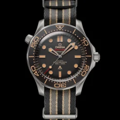 42 mm, titanio su cinturino NATO